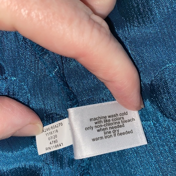 Lane Bryant blouse short flutter sleeves rounded neckline polka dot Size 16 - Picture 9 of 9